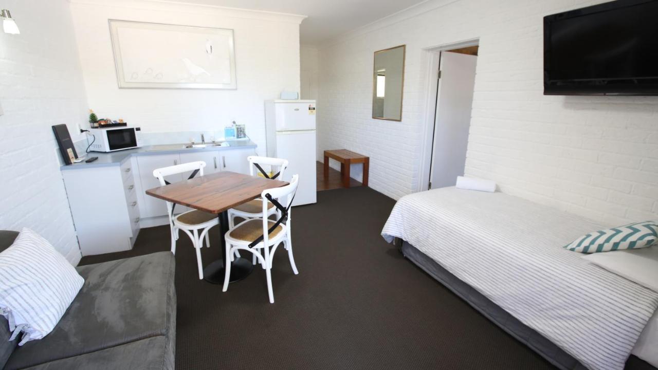 Hawks Nest Motel 외부 사진